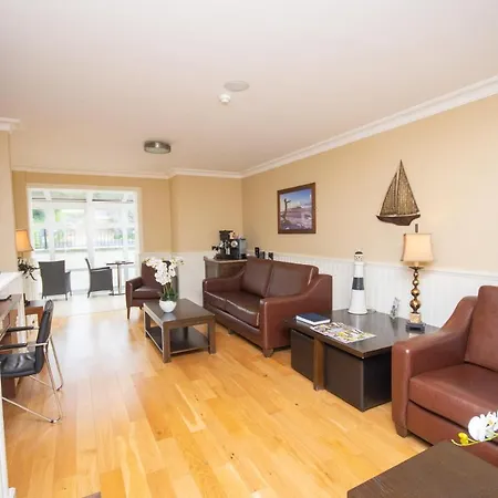 Strandhill Boutique Hotel Lodge And Suites Слайго