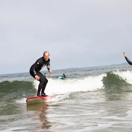 Отель Strandhill And 4*