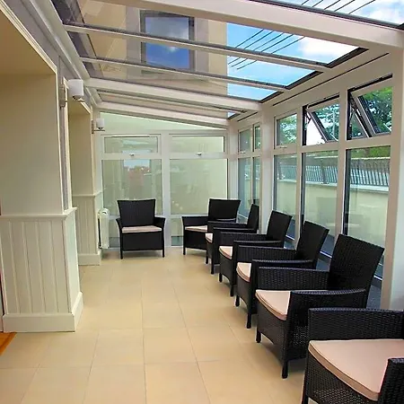 Отель Strandhill Boutique Hotel Lodge And Suites Слайго