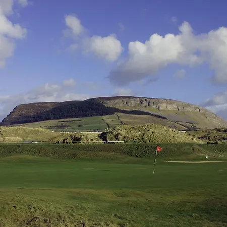 Strandhill And Boutique 호텔