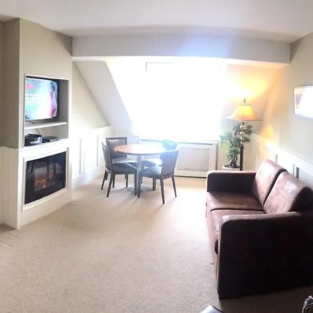 Strandhill Boutique And 4*