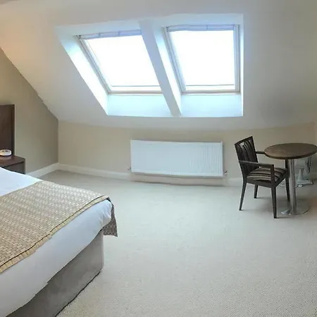 Отель Strandhill Boutique Hotel Lodge And Suites Слайго